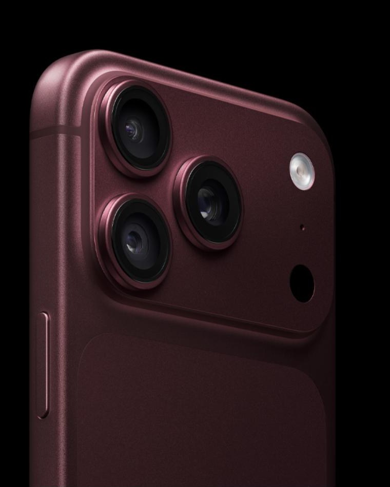 iPhone 18 Pro Max Burgundy